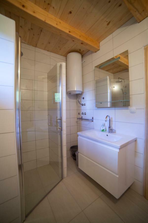 Holiday Homes Eko Klanac Rakovica Dış mekan fotoğraf