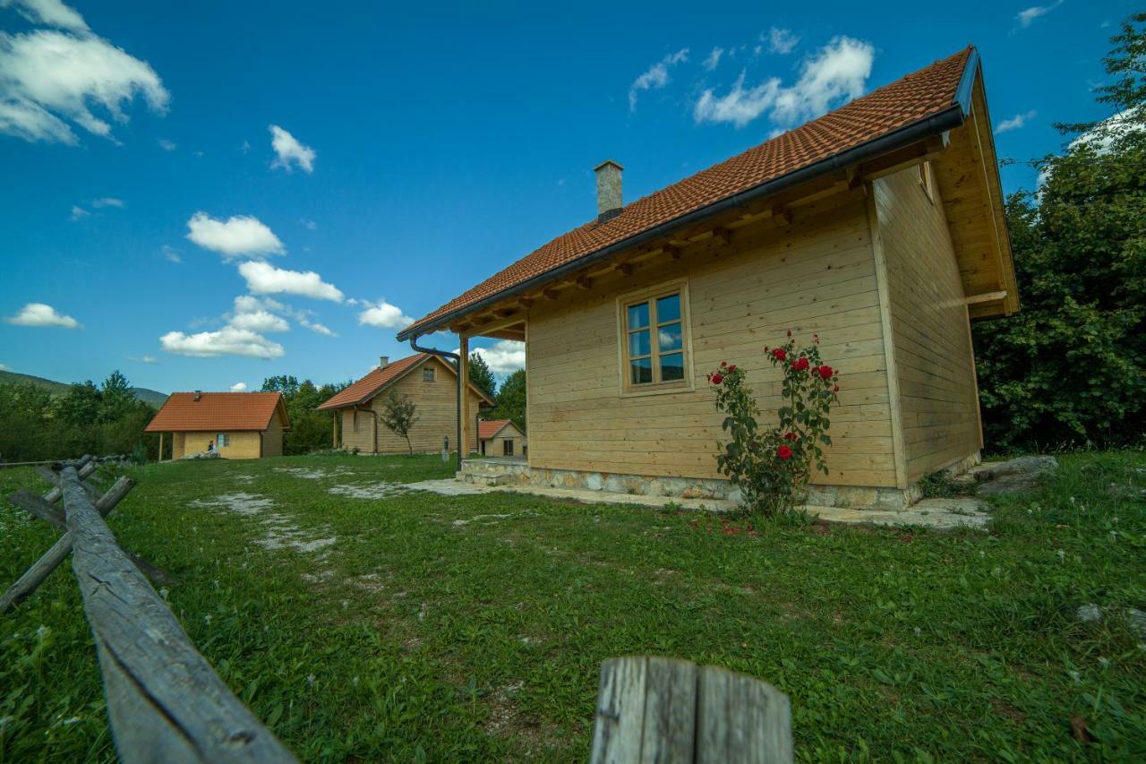 Holiday Homes Eko Klanac Rakovica Dış mekan fotoğraf